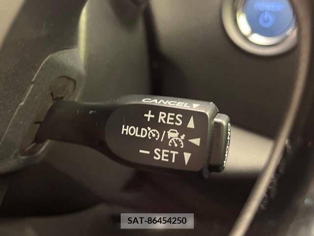 Toyota C-HR 2018-03 264154-5