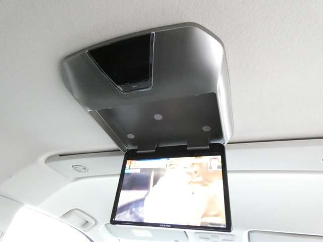 Mitsubishi DELICA D5 2010-07 13629-4