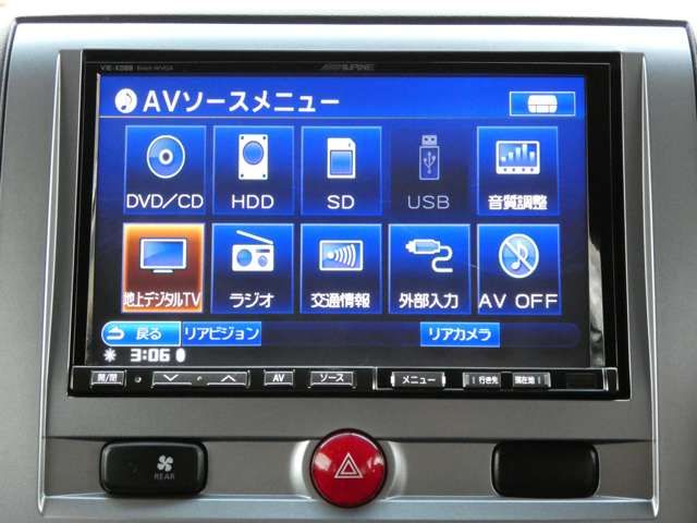 Mitsubishi DELICA D5 2010-07 13629-3