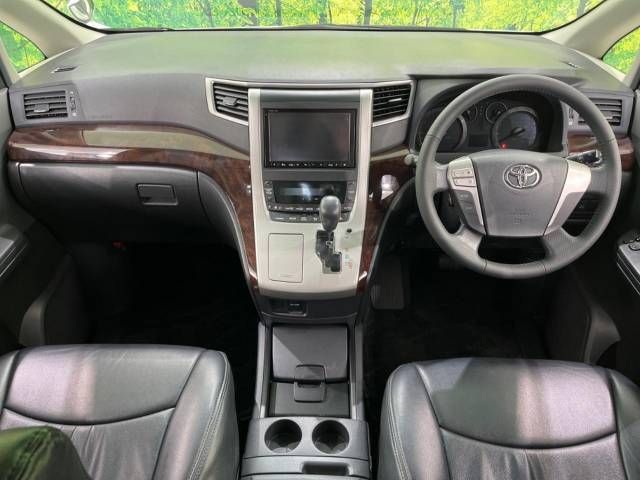 Toyota ALPHARD 2012-05 11872-1