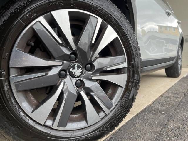 Peugeot 2008 2017-12 15675-13