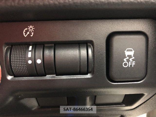 Subaru LEVORG 2016-08 214888-17