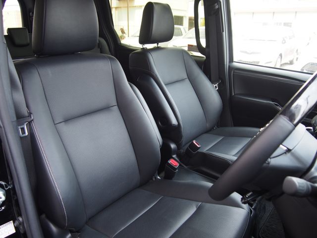 Toyota ESQUIRE 2017-10 4505-4