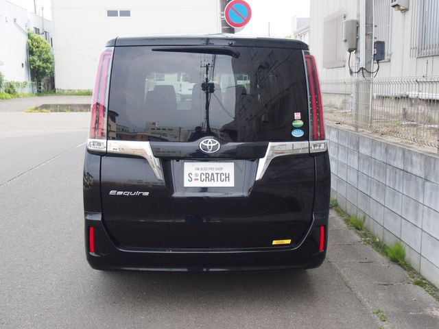 Toyota ESQUIRE 2017-10 4505-19