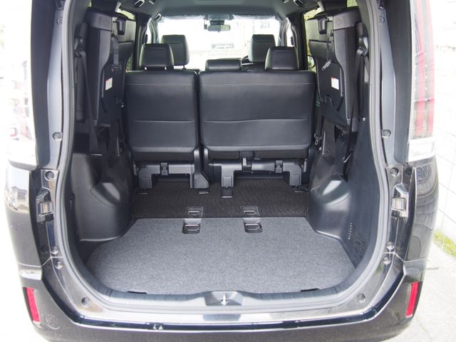 Toyota ESQUIRE 2017-10 4505-9