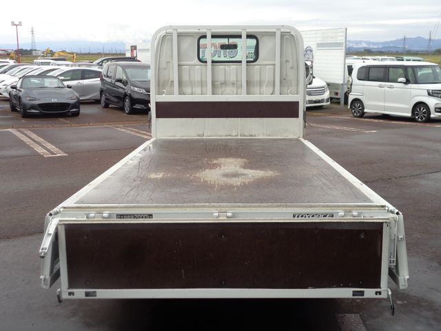 Toyota TOYOACE 2006-01 189401-9