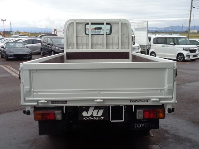 Toyota TOYOACE 2006-01 189401-6