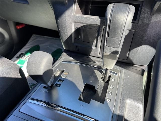 Mitsubishi PAJERO 2011-08 184066-14