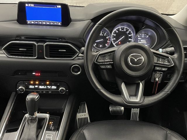 Mazda CX-5 2019-02 19308-2