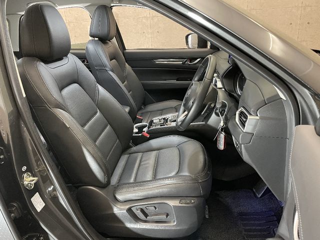 Mazda CX-5 2019-02 19308-11