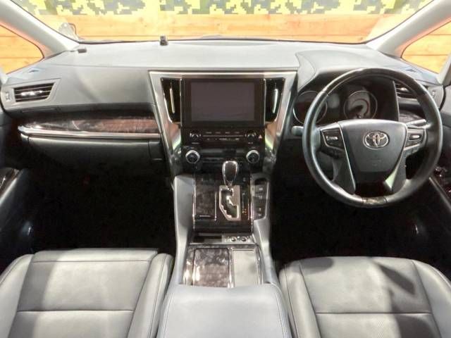 Toyota VELLFIRE 2020-12 182820-1