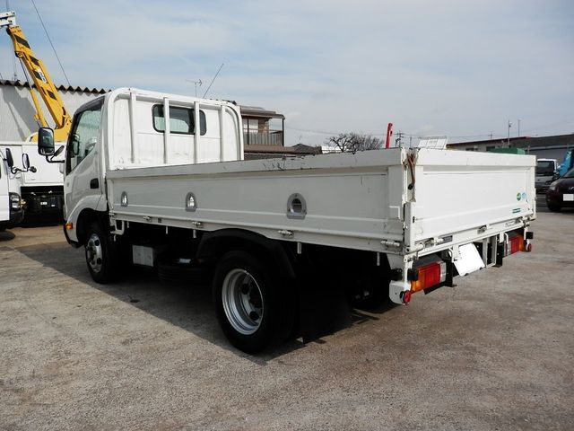 Toyota DYNA TRUCK 2016-04 1174-3