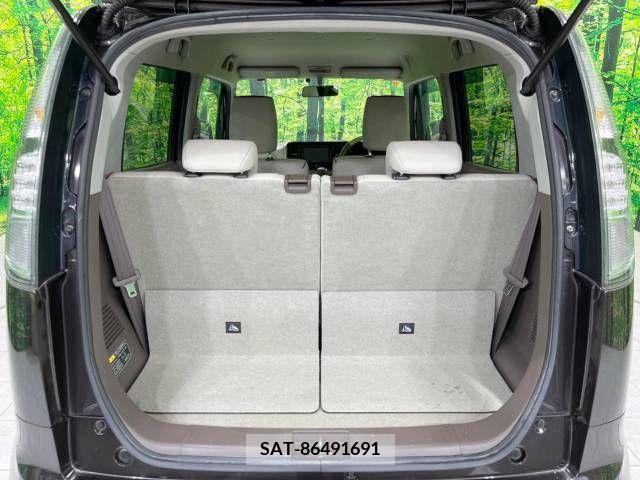 Nissan MOCO 2015-04 324570-11