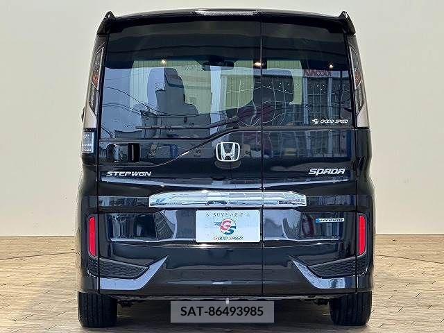 Honda STEP WGN 2019-03 324710-12