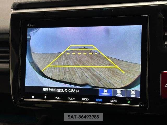Honda STEP WGN 2019-03 324710-3