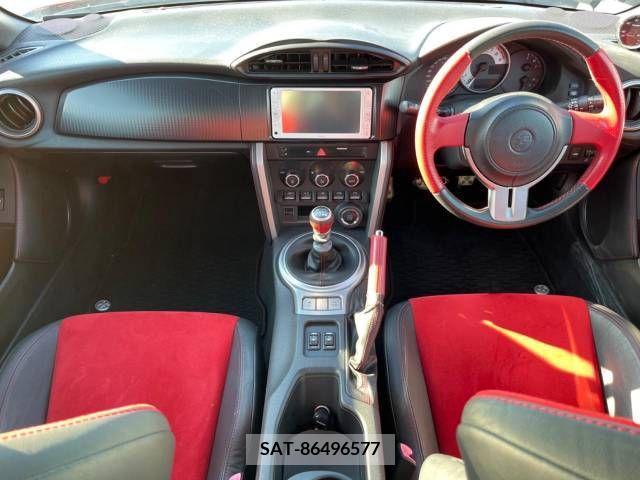 Toyota 86 2013-11 388920-1