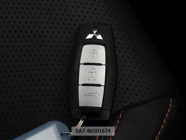 Mitsubishi OUTLANDER PHEV 2022-04 220730-17