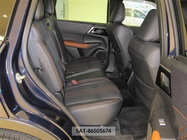 Mitsubishi OUTLANDER PHEV 2022-04 220730-15