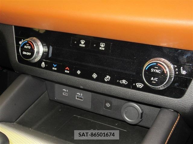 Mitsubishi OUTLANDER PHEV 2022-04 220730-9