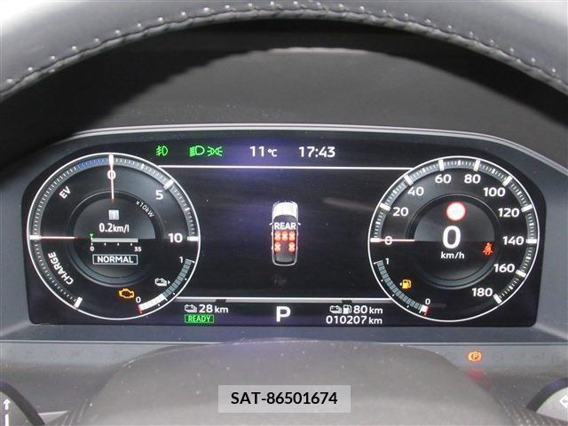 Mitsubishi OUTLANDER PHEV 2022-04 220730-8
