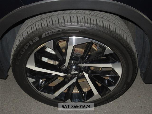 Mitsubishi OUTLANDER PHEV 2022-04 220730-7