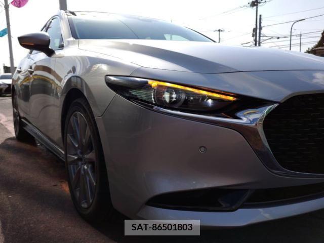 Mazda MAZDA3 2019-08 256343-8