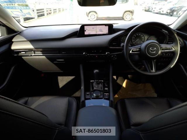 Mazda MAZDA3 2019-08 256343-2