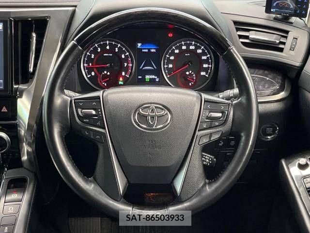 Toyota VELLFIRE 2018-01 299426-11
