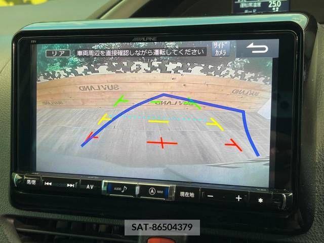 Toyota VOXY 2017-06 377797-4