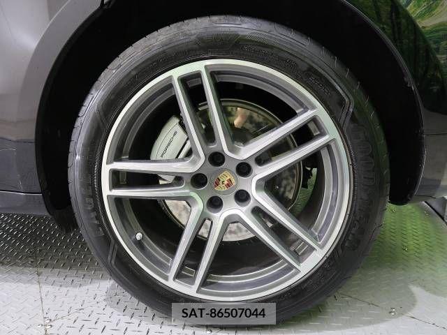 Porsche MACAN 2020-12 202533-19