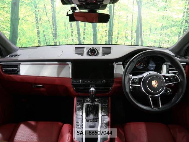 Porsche MACAN 2020-12 202533-15