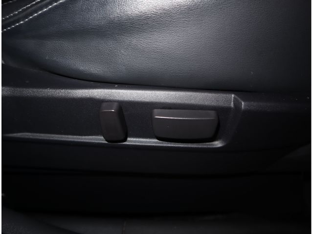 Mitsubishi OUTLANDER PHEV 2015-07 183939-25