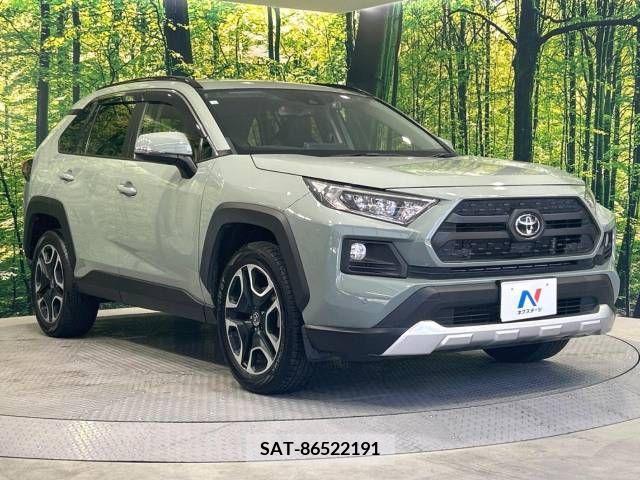 Toyota RAV4 2021-03 379995-16