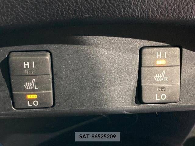 Toyota SIENTA 2015-08 314627-6