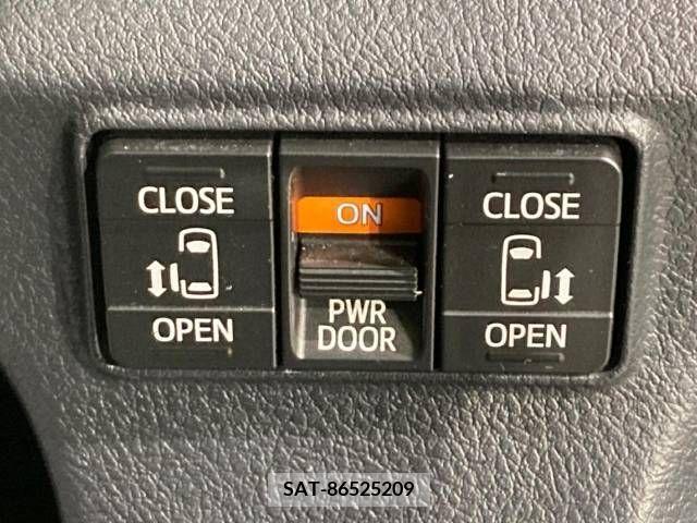 Toyota SIENTA 2015-08 314627-3