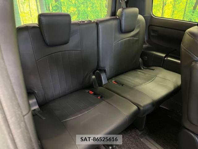 Toyota VOXY 2018-03 290945-9