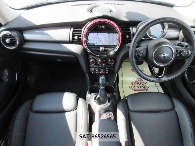 Bmw MINI 2019-10 392247-1