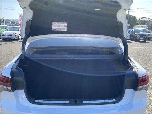 Lexus LS 2018-02 27512-15