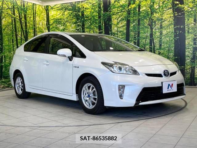 Toyota PRIUS 2014-07 282282-16