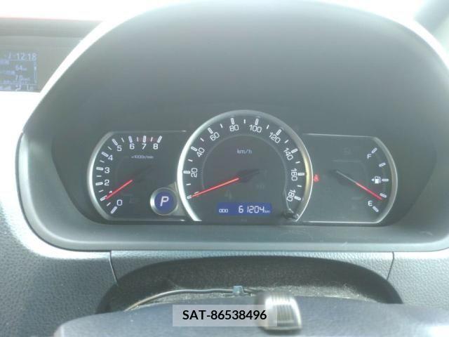 Toyota NOAH 2014-11 392833-15