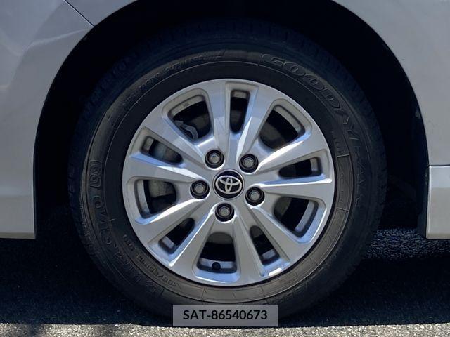 Toyota NOAH 2019-11 348978-26