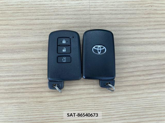 Toyota NOAH 2019-11 348978-28