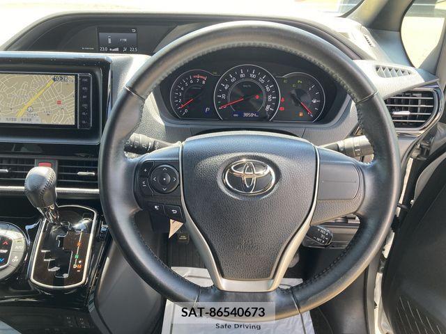 Toyota NOAH 2019-11 348978-8