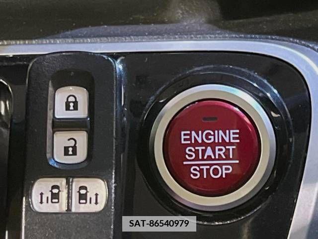 Honda N BOX CUSTOM 2017-04 364826-7