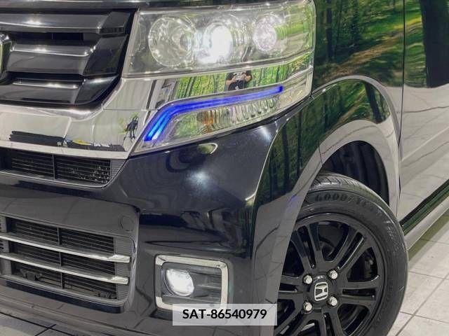 Honda N BOX CUSTOM 2017-04 364826-12