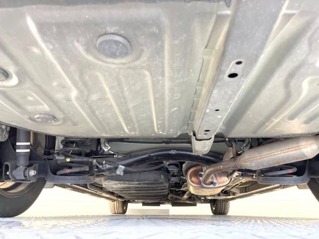 Toyota VOXY HYBRID 2017-08 9438-19