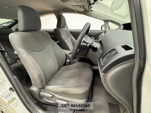 Toyota PRIUS 2011-06 393344-4