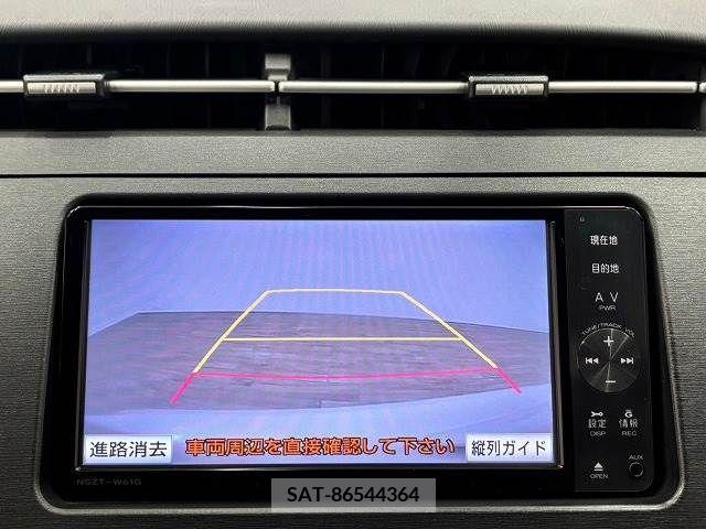 Toyota PRIUS 2011-06 393344-3