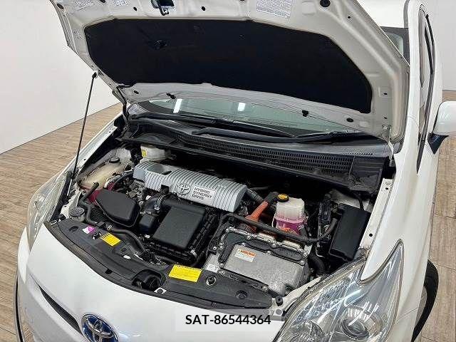 Toyota PRIUS 2011-06 393344-17