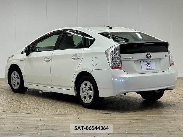 Toyota PRIUS 2011-06 393344-16
